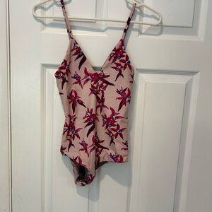 Acacia one piece size small swimsuit EUC